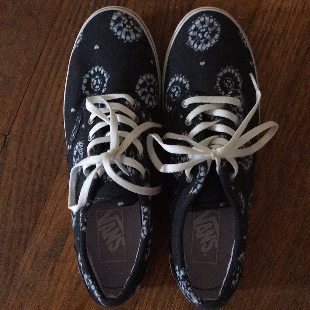 Vans size 7